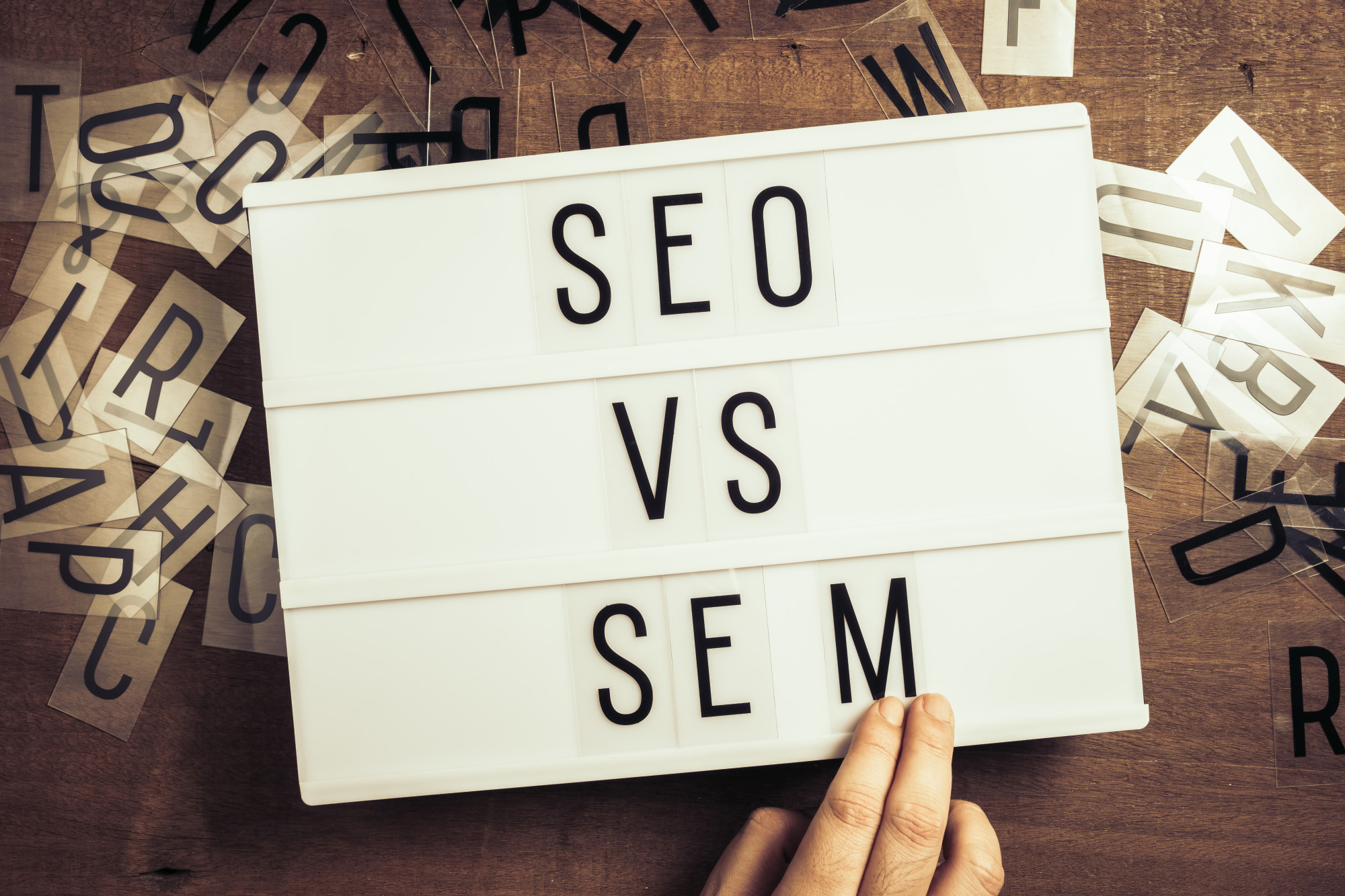 difference between SEO and SEM